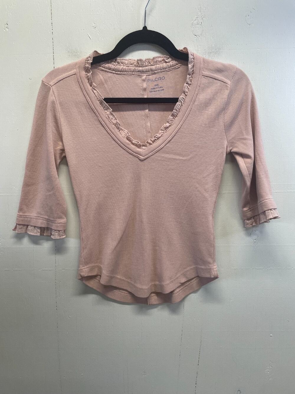 Pilcro Women's Ruffled V-Neck Half Sleeve Tee Anthropologie Size XXS Light Pink